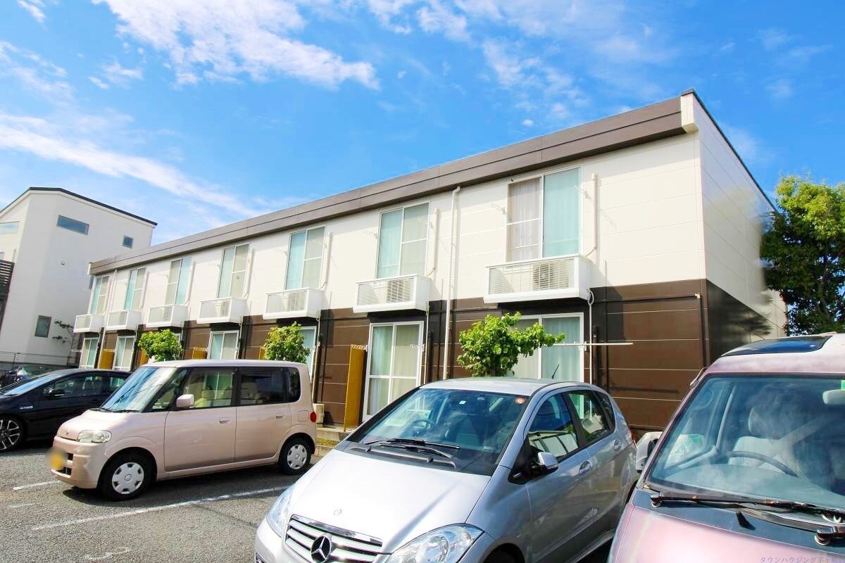 レオパレス常盤町の物件外観写真