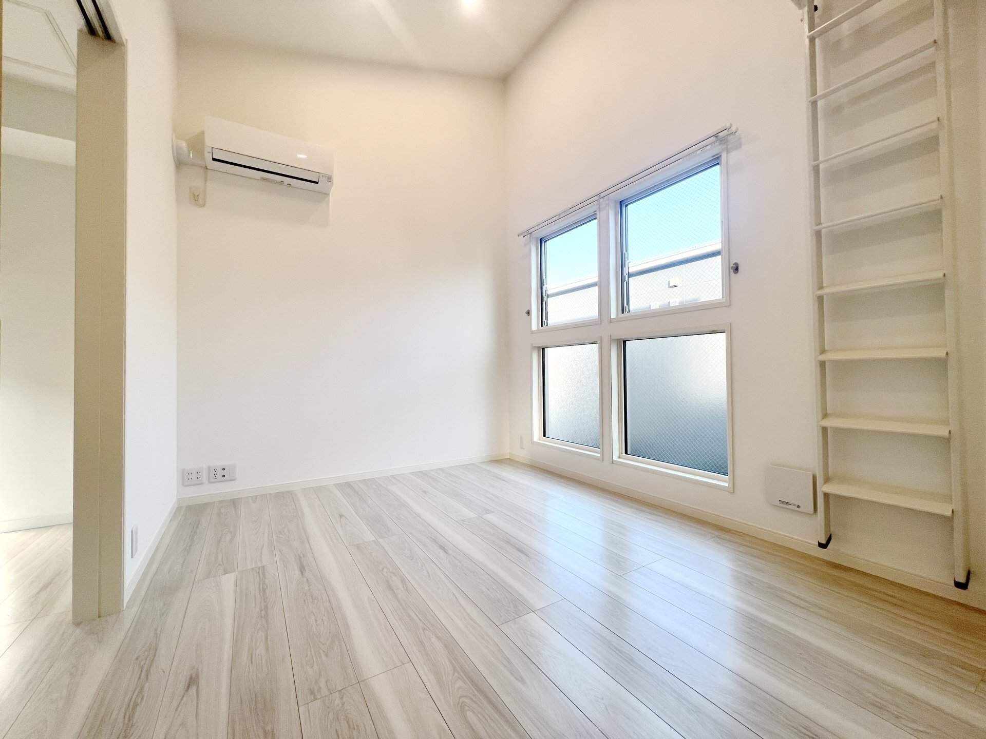 ベッロ スクーデリアの物件内観写真