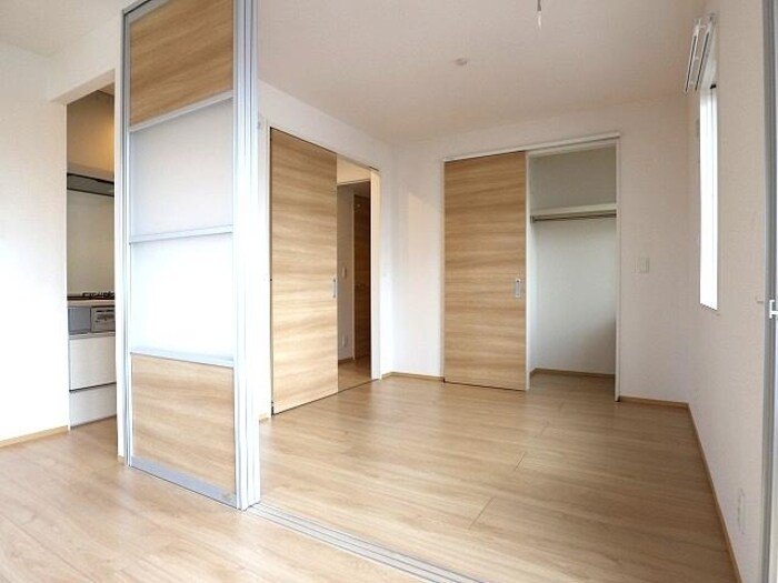 エメ ドゥーズの物件内観写真