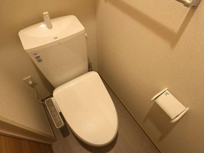 エメ ドゥーズの物件内観写真