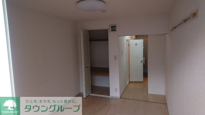 アイアンフラッツの物件内観写真