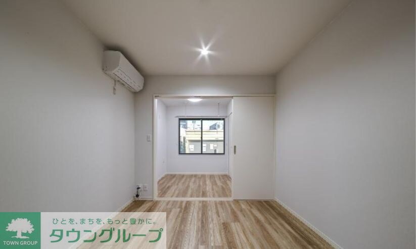 LUNA COURTの物件内観写真