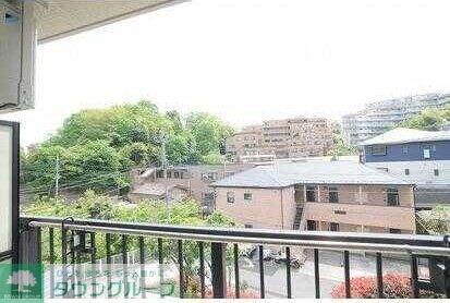 アビタシオン根岸IIIの物件内観写真