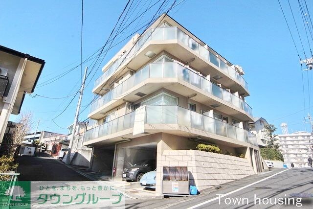 メゾンドール鷺沼の物件外観写真