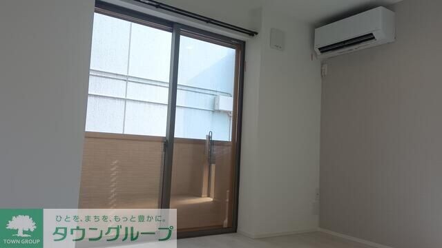 ラージフィールドIIの物件内観写真