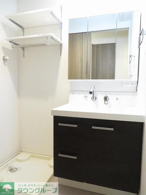 スプリング コートの物件内観写真