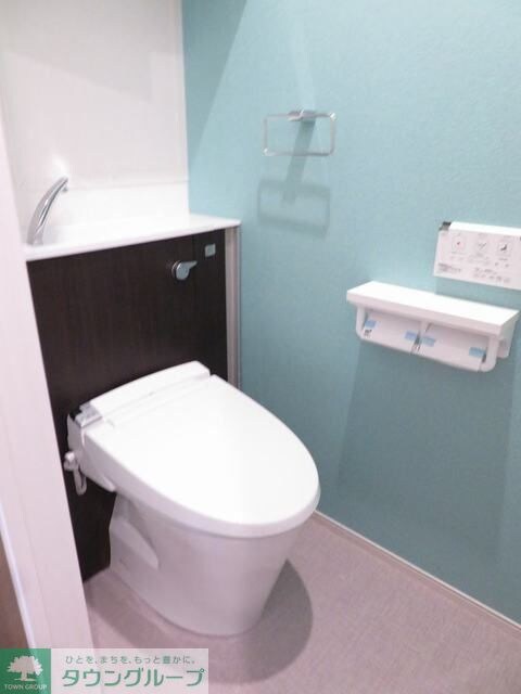 スプリング コートの物件内観写真