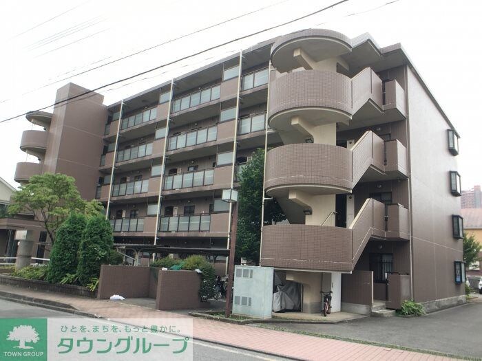 フォレストマンションの物件外観写真