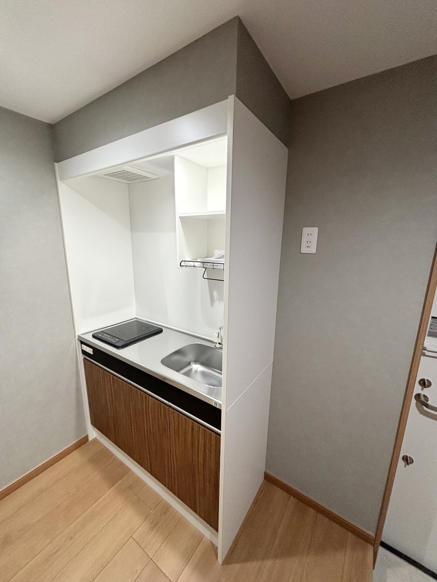 sri Pullanna Ikutaの物件内観写真