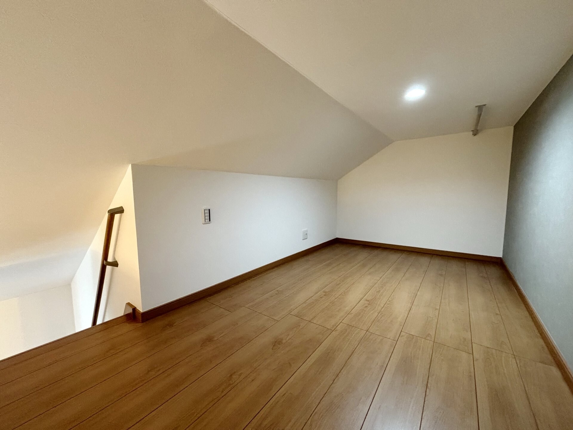 sri Pullanna Ikutaの物件内観写真