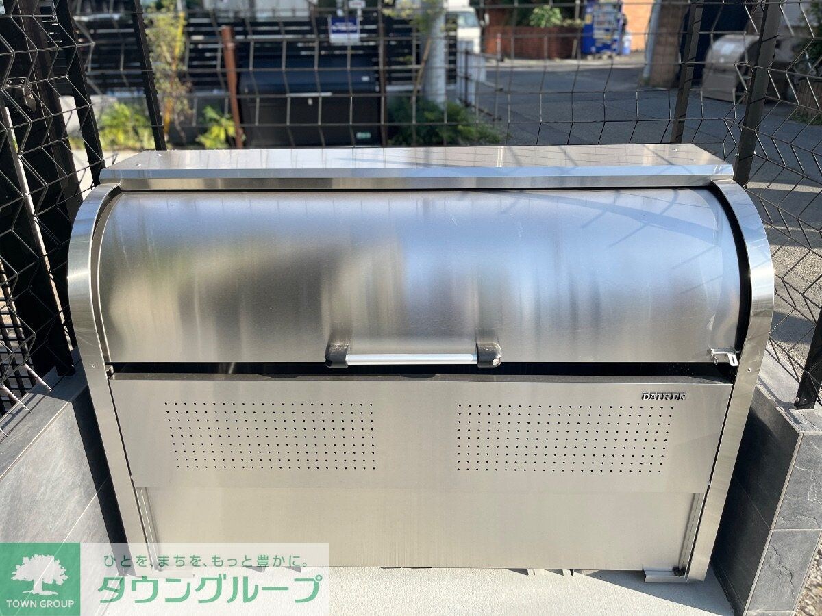 Chloe Westの物件内観写真