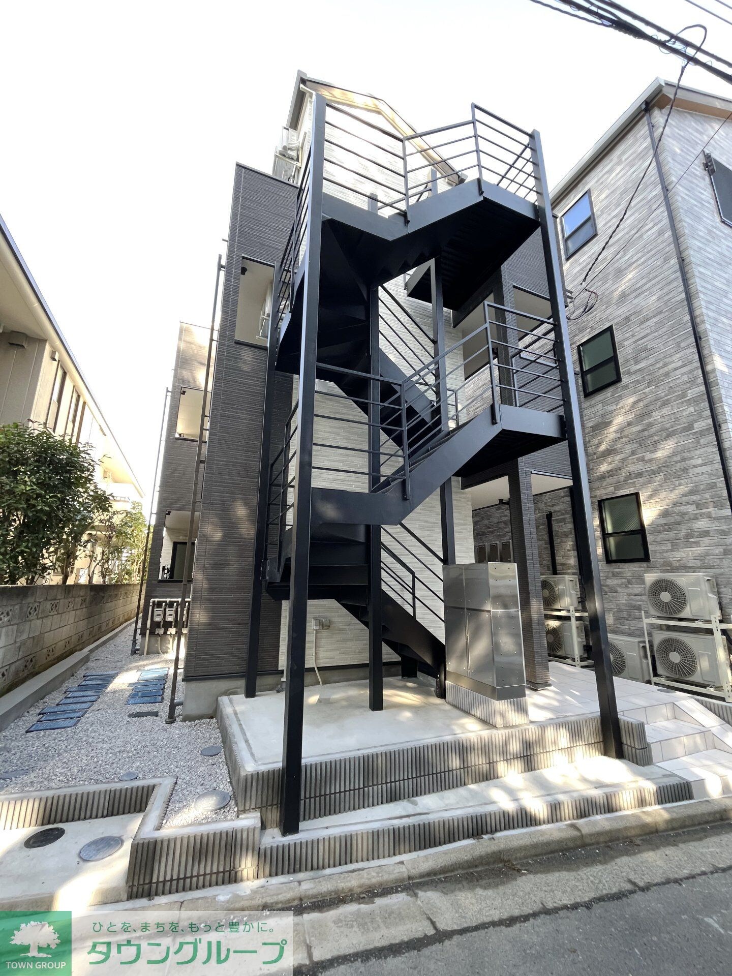 アザーレ・キュリオス三田Aの物件外観写真