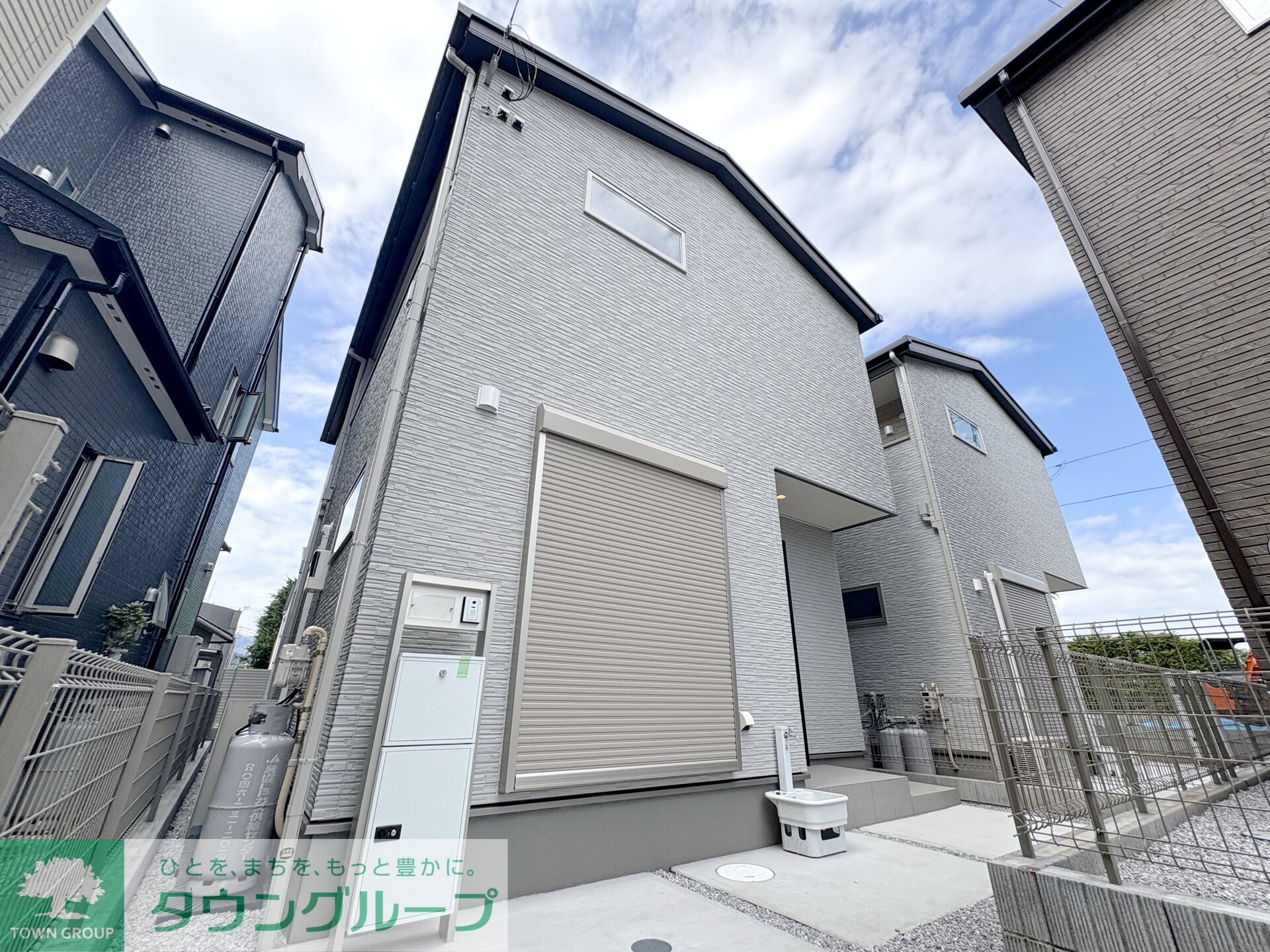 クラージュBの物件外観写真