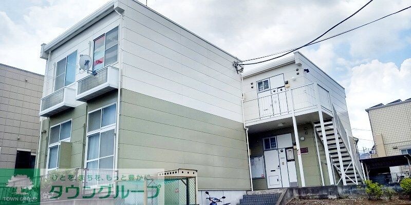 レオパレスプロシードの物件外観写真