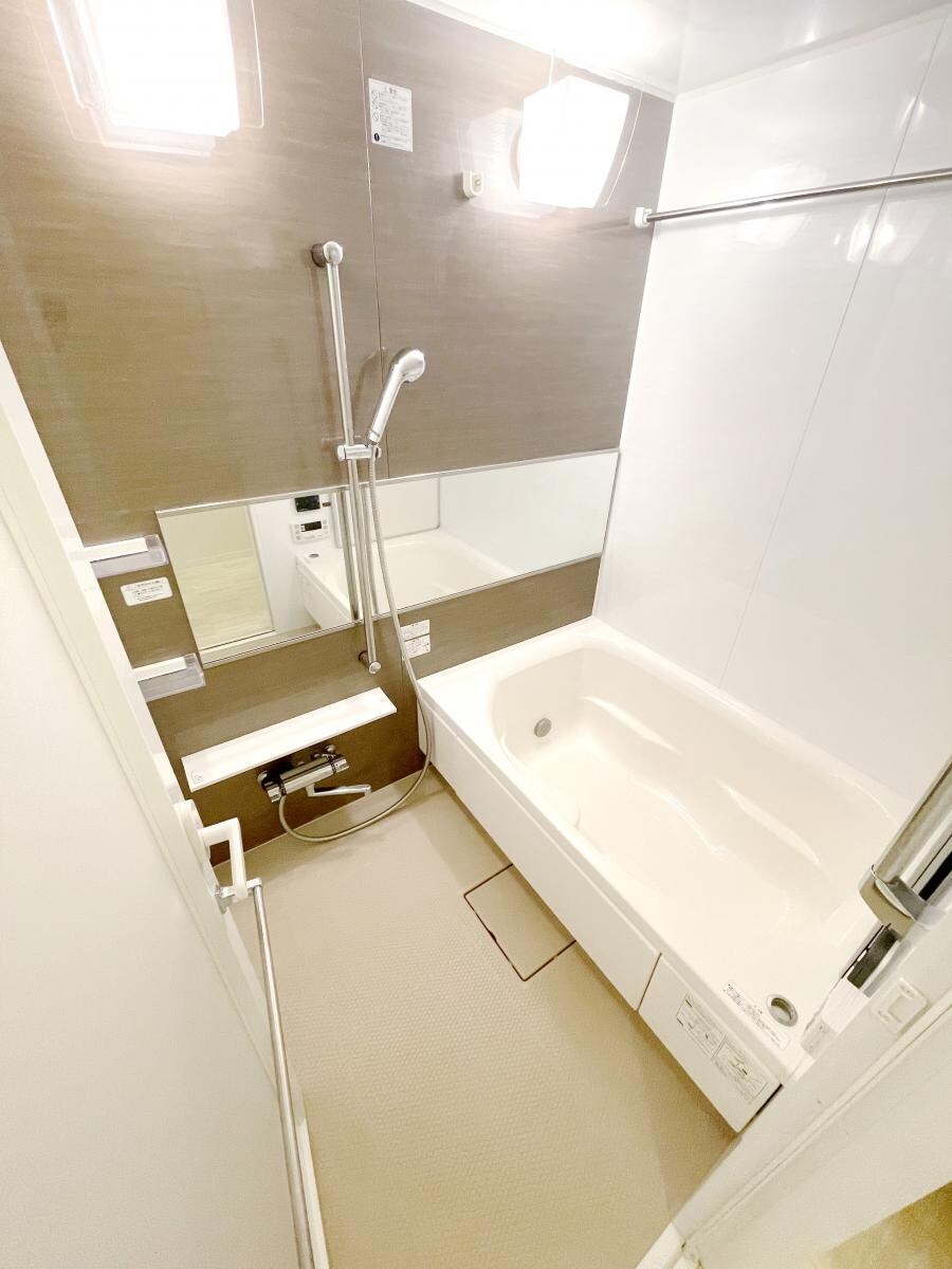 レーベンリヴァーレ町田ルージアタワーの物件内観写真