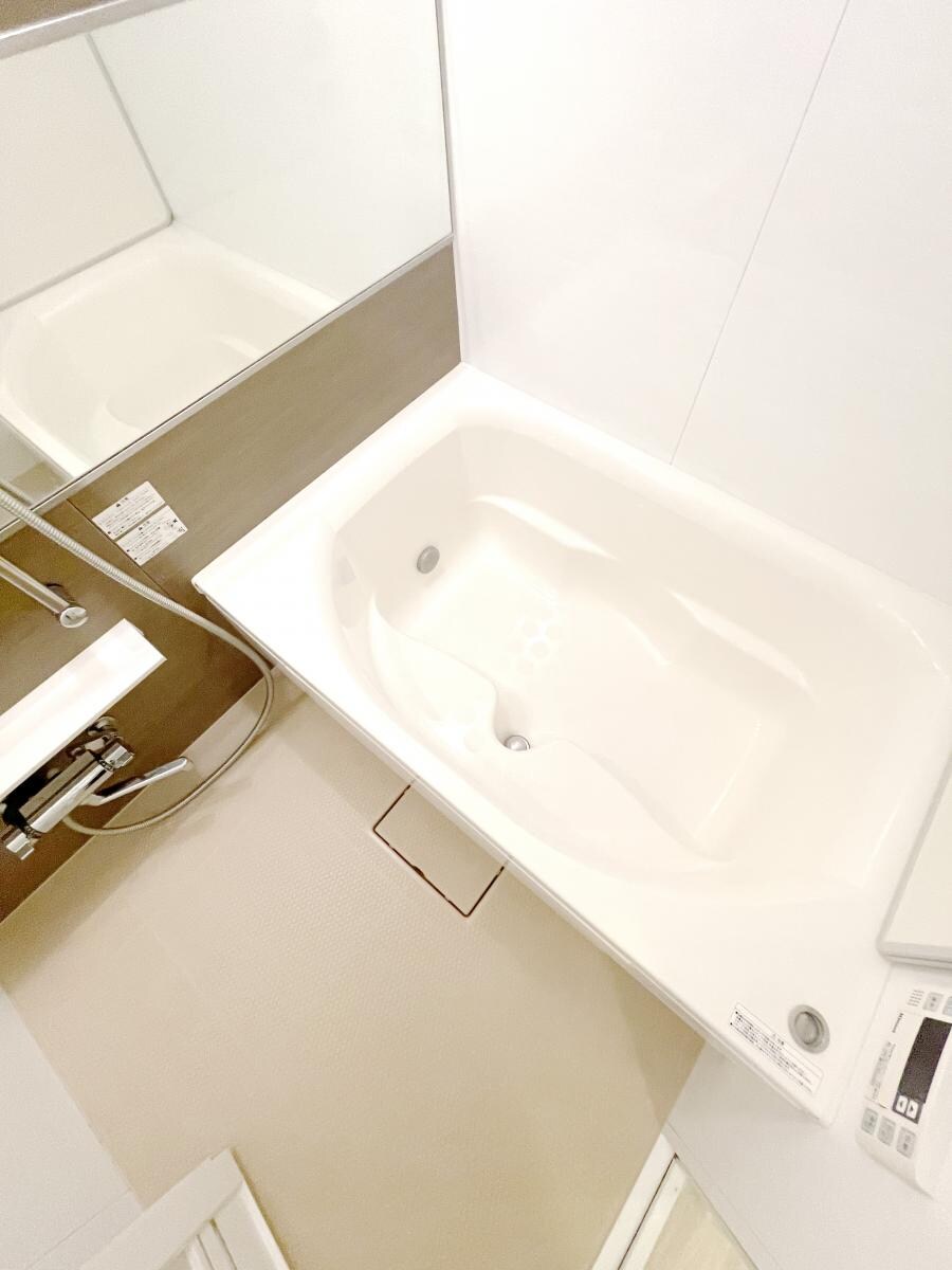 レーベンリヴァーレ町田ルージアタワーの物件内観写真