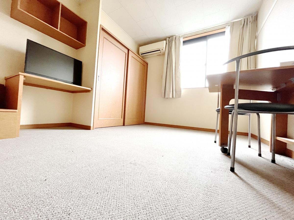 レオパレスi壱番館の物件内観写真