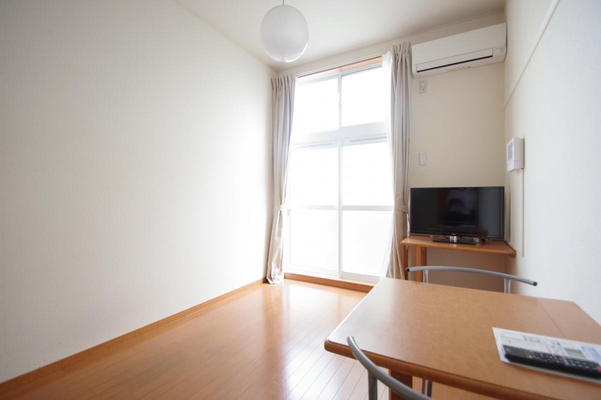 レオパレスフォレストミーの物件内観写真