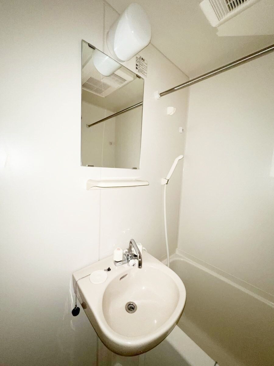 レオパレスFOLKの物件内観写真