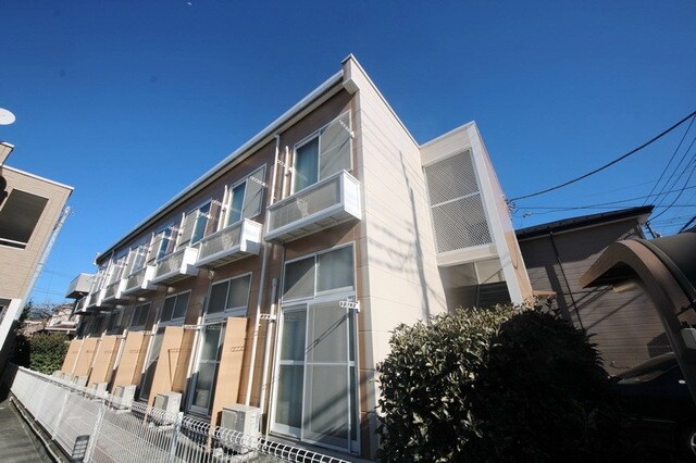 レオパレスクレールセゾンの物件外観写真