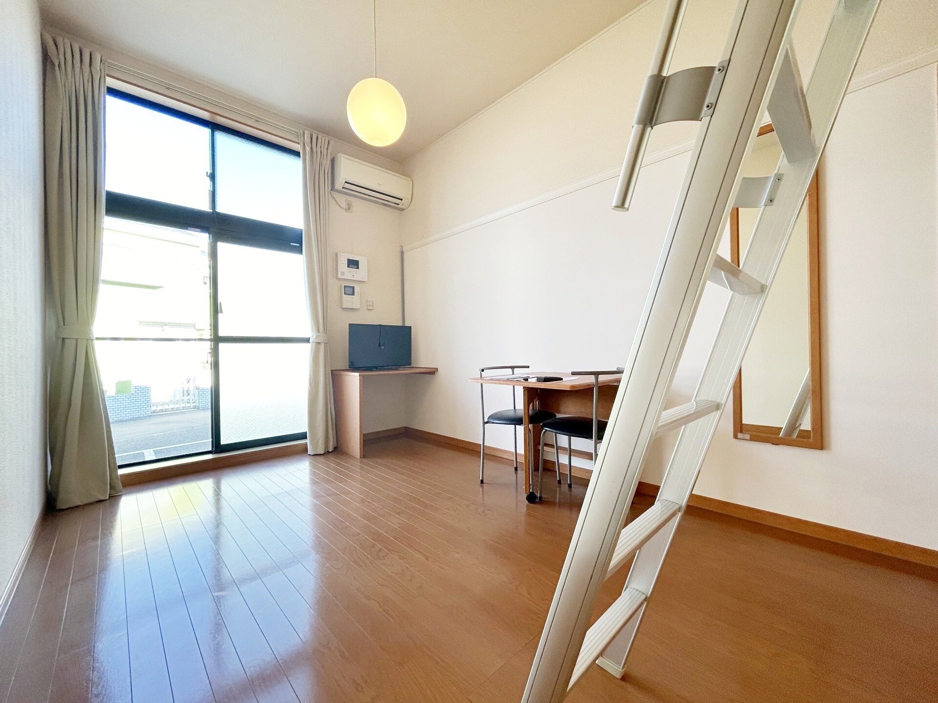 レオパレスIZM Iの物件内観写真