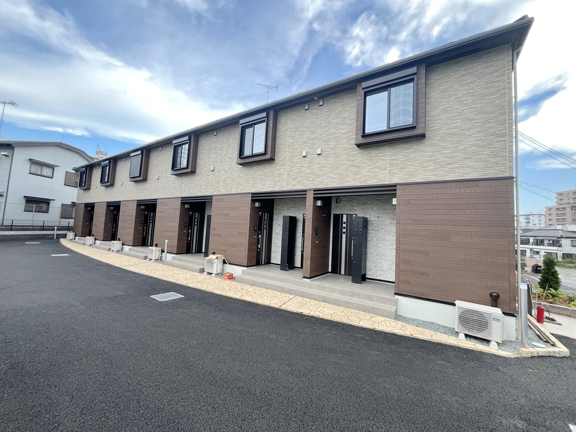 シャトレーBANの物件外観写真