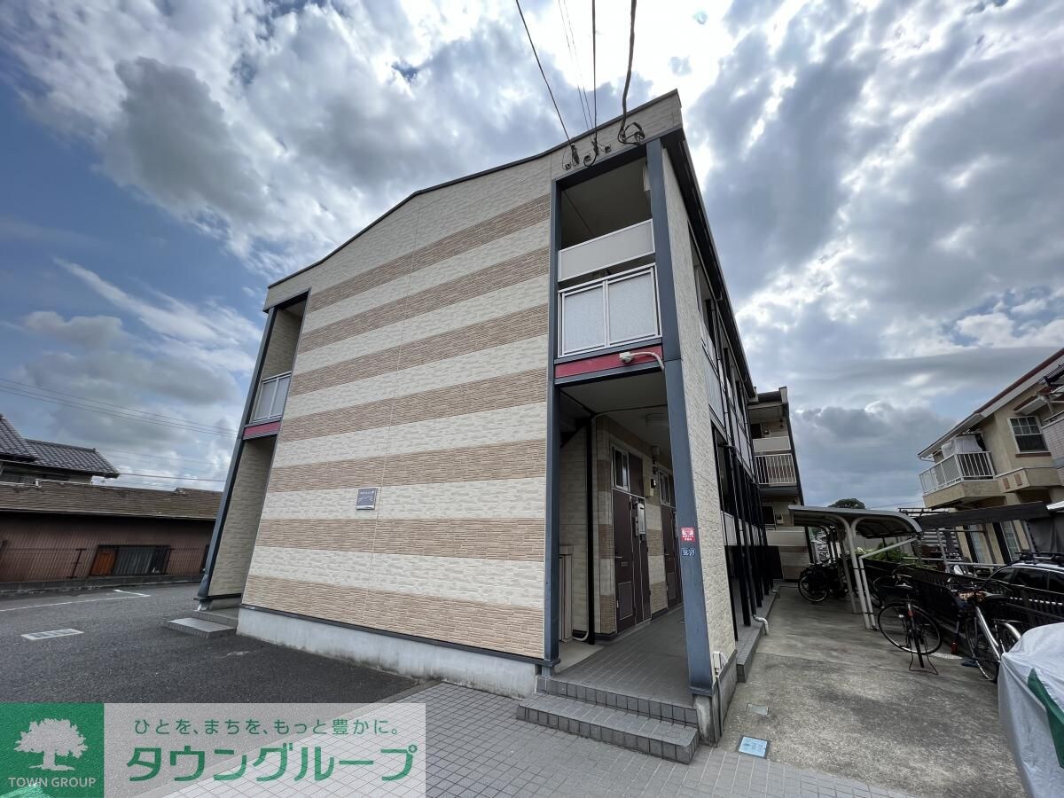 レオパレスFOLKの物件外観写真