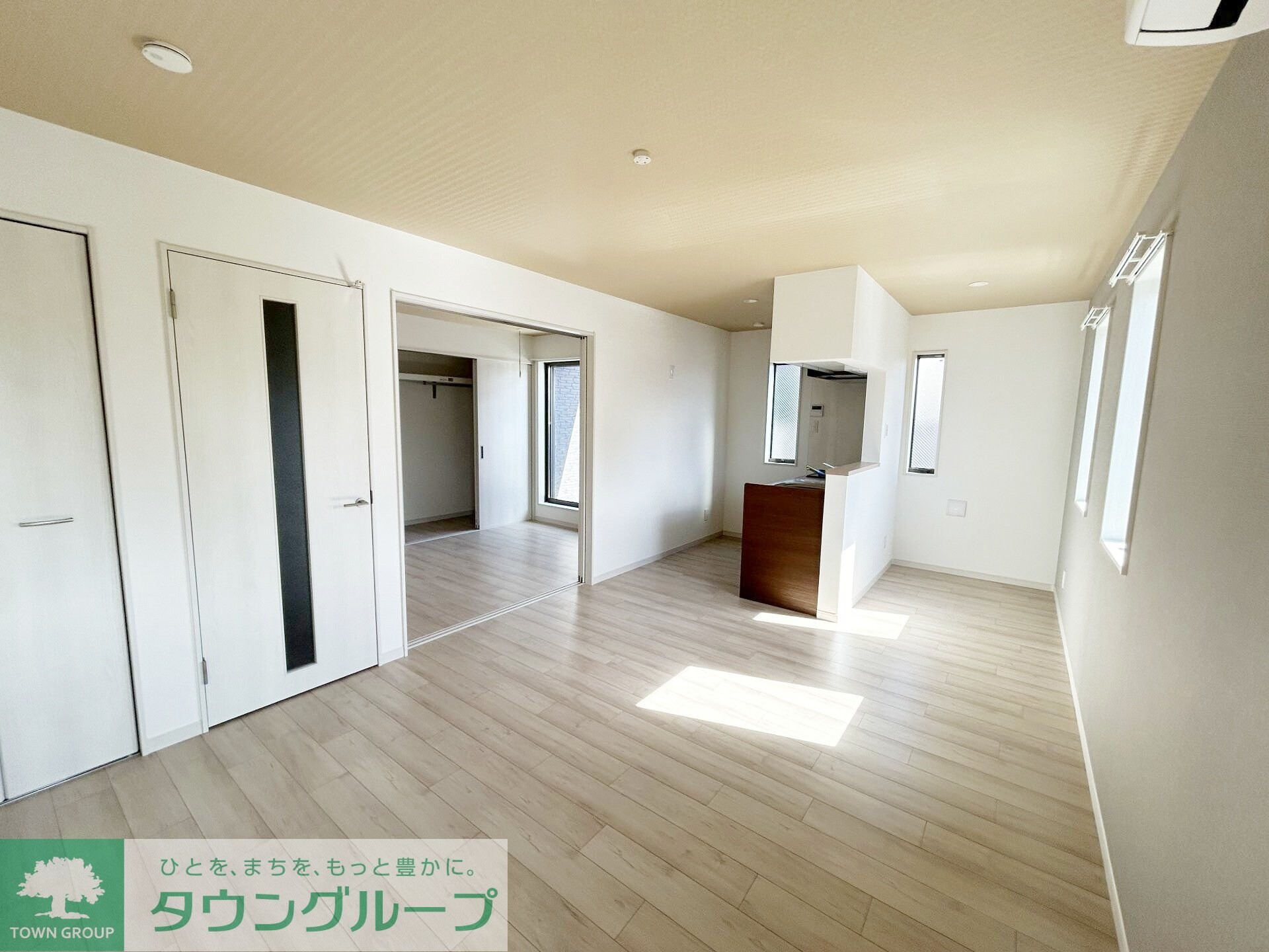 ブルームマーレの物件内観写真