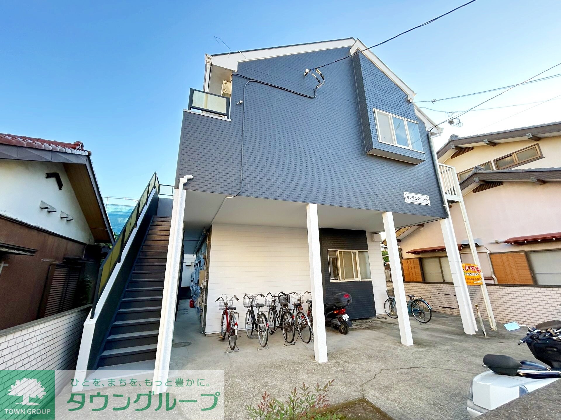 センチュリーコートの物件外観写真