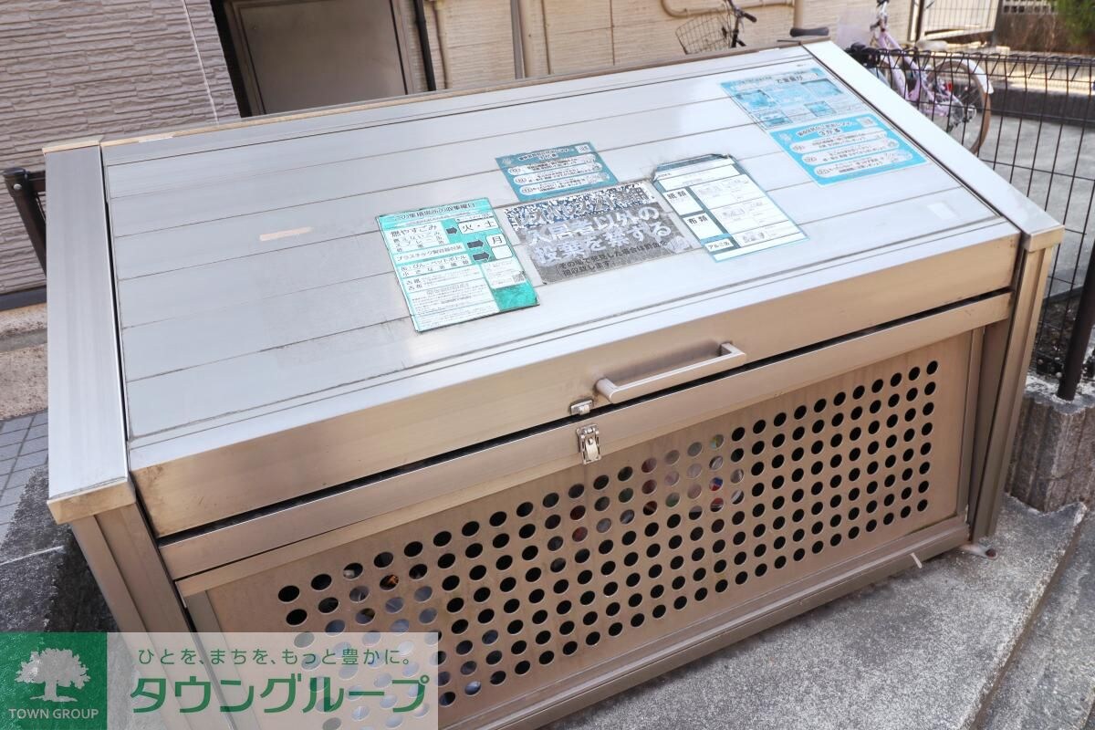 レオパレスイーリスコートの物件内観写真