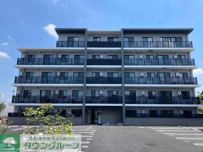 Royal Hillsの物件外観写真