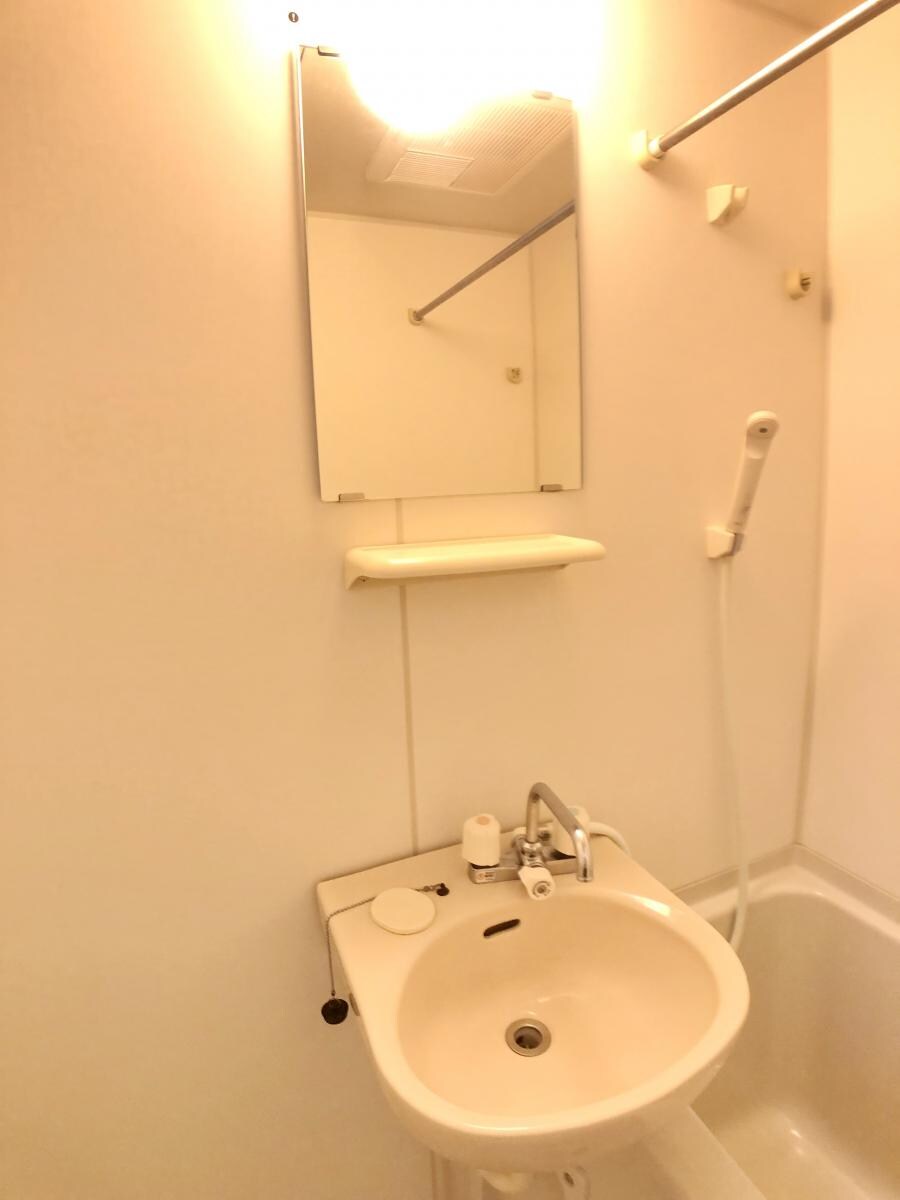 レオパレスアヤセパレスの物件内観写真