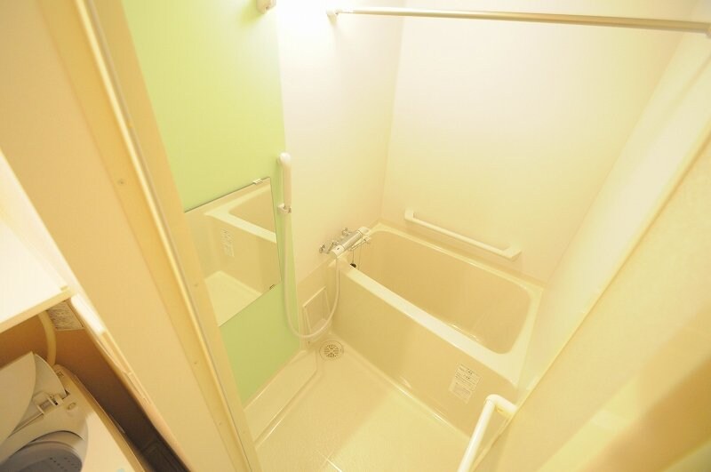 ミランダブルーアゼリアの物件内観写真