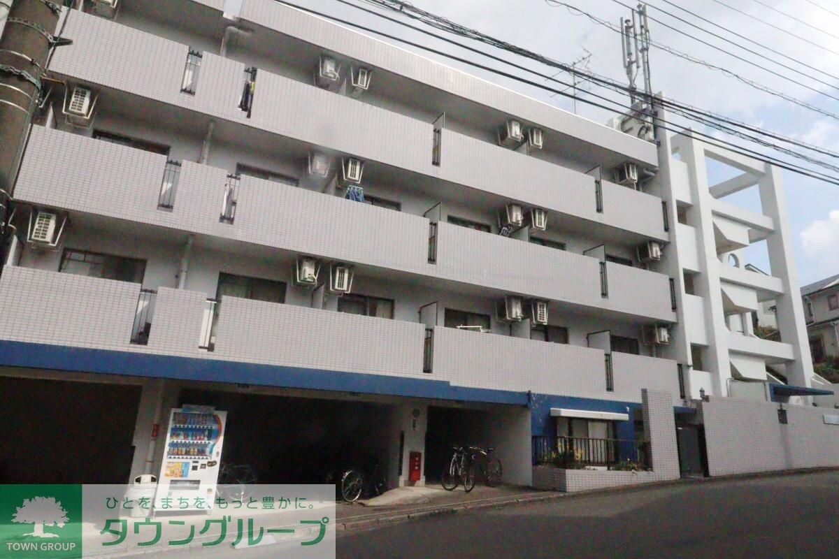 ルクレ青葉台の物件外観写真