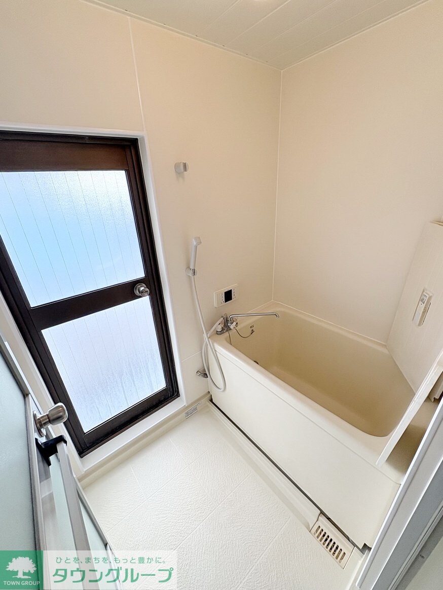 ホワイトマンションの物件内観写真