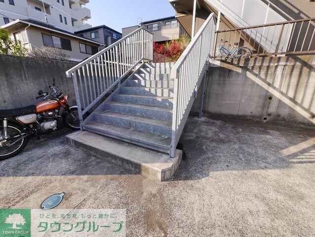 セレーヌ仲町台Aの物件内観写真