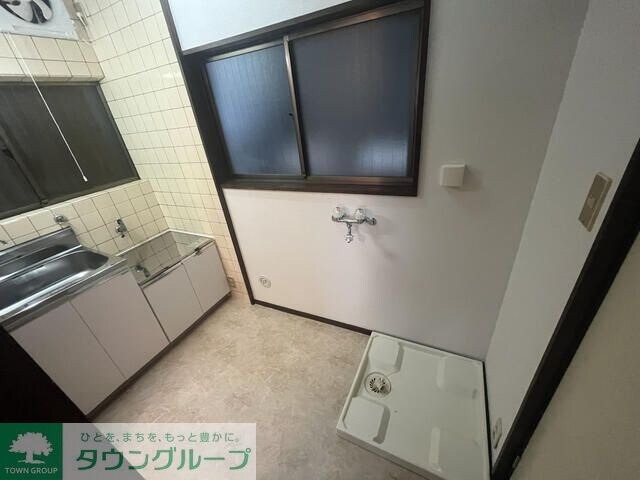 東和泉4貸家の物件内観写真