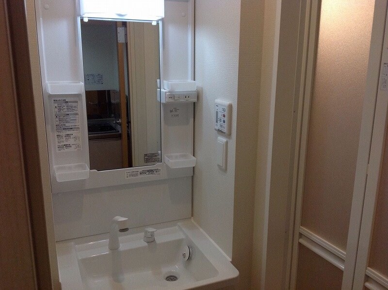 クレイノ西調布の物件内観写真