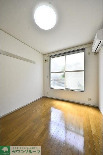 オヴュレンス烏山の物件内観写真