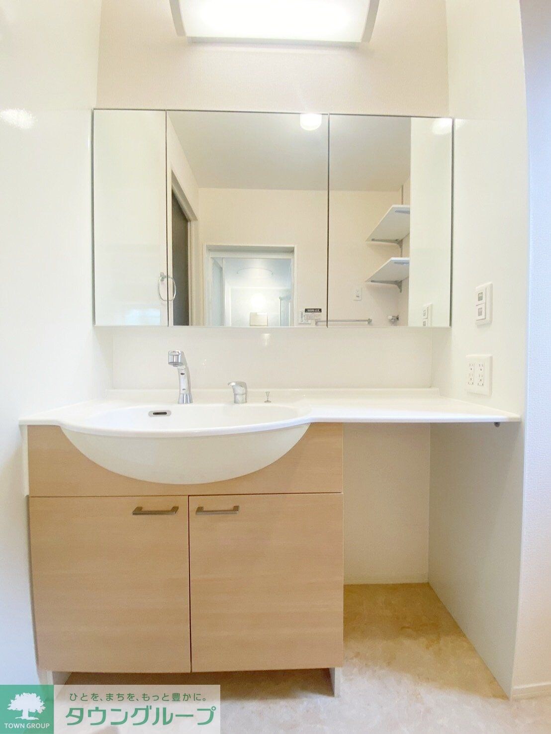 ルミエールAの物件内観写真