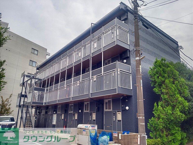 レオパレスプランドールの物件外観写真