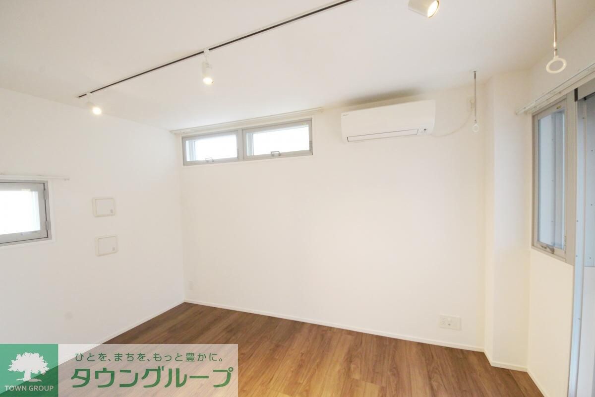 グランデュオ八幡山の物件内観写真