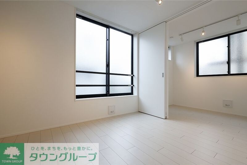 Fullea若林の物件内観写真