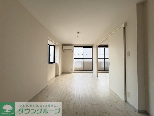 リヴァリー成城の物件内観写真