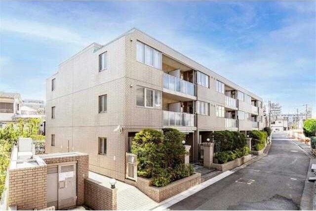 レジディア世田谷若林の物件外観写真