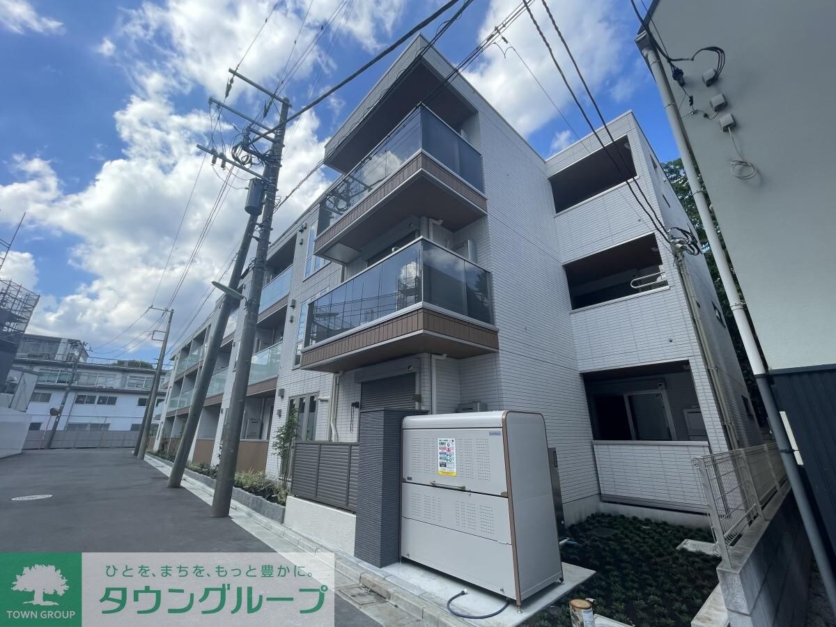 アヴァンス北烏山の物件外観写真