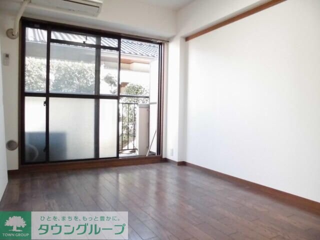 ノブ・ナカハラの物件内観写真