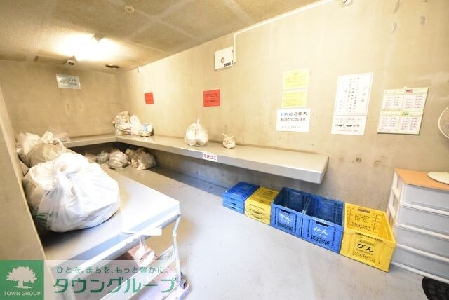 カスタリア三宿の物件内観写真