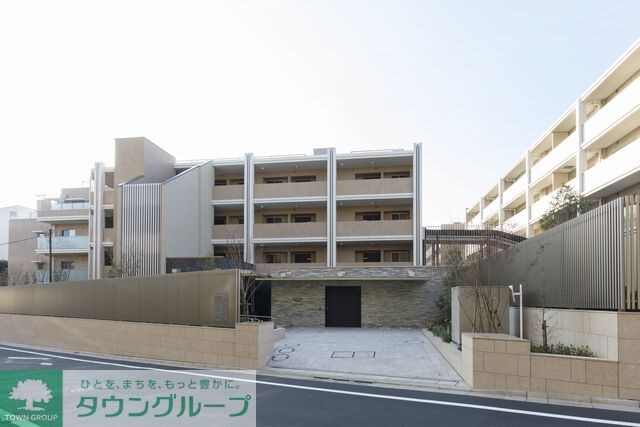 プレジリア代々木大山町の物件外観写真