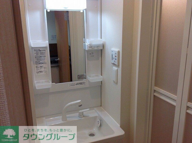 クレイノ西調布の物件内観写真